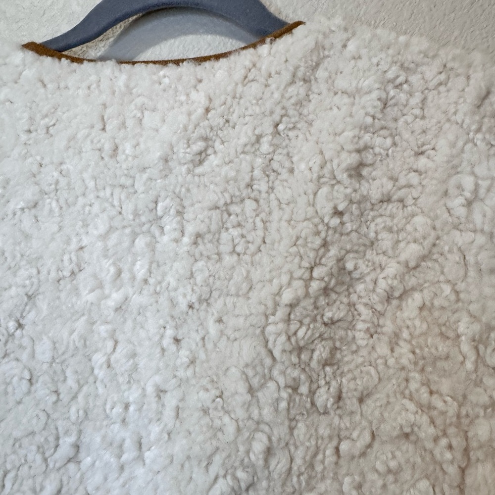 Commense Sherpa Teddy Vest – New With Tags - Picture 11 of 14